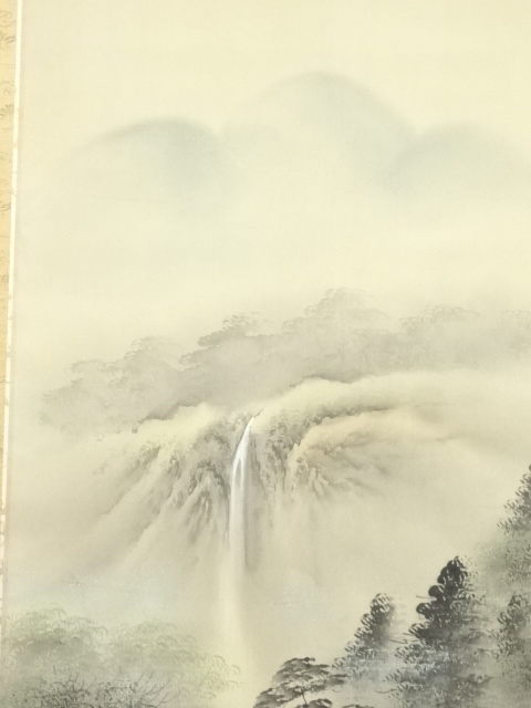 道具 ] - 道具 小川映月筆 彩色山水 肉筆絹本掛軸（共箱） | ネット